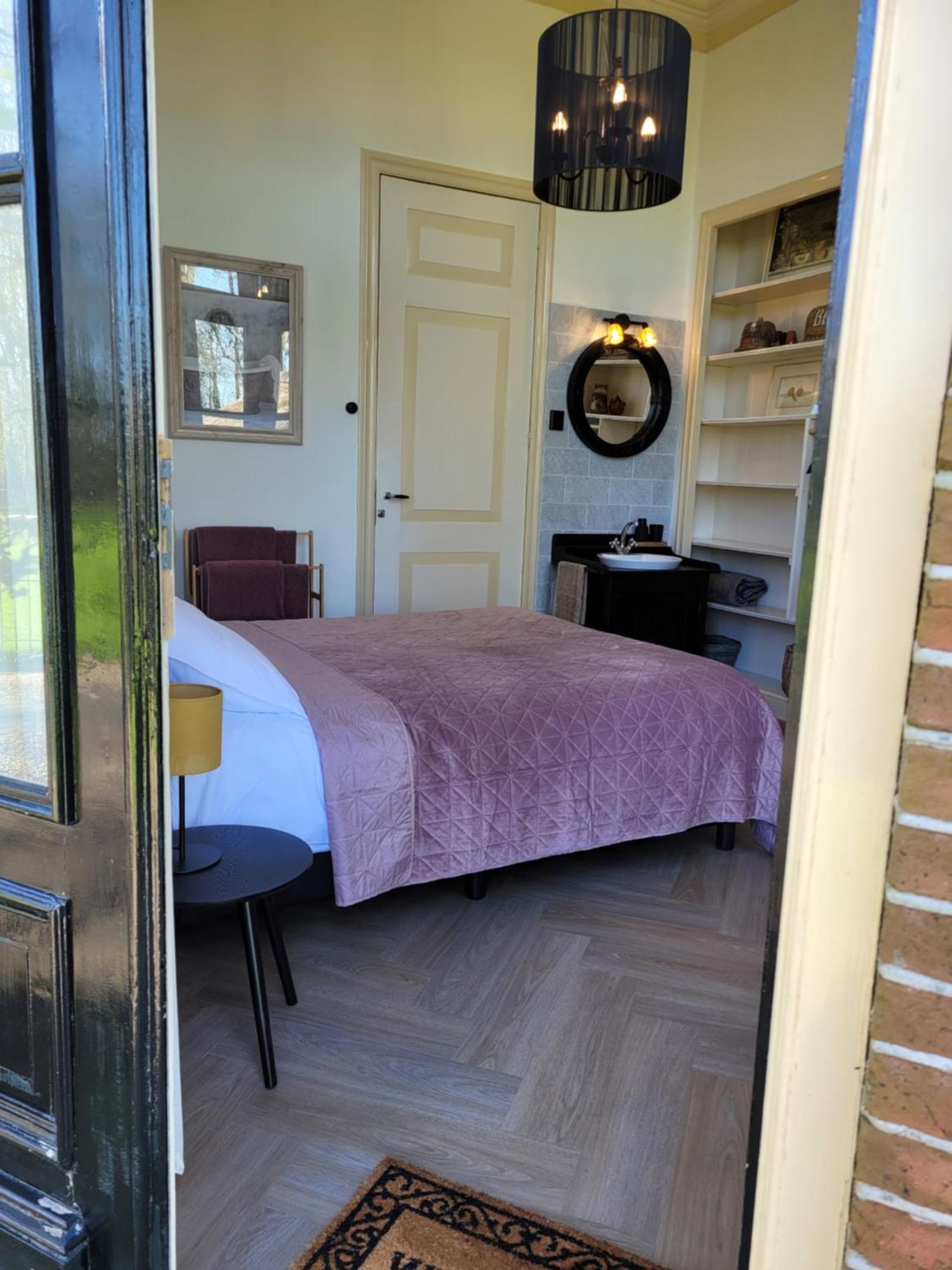 Pastorie Waaxens Bed & Breakfast ภายนอก รูปภาพ